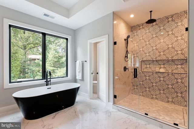 6908 SOUTHRIDGE DR, Mclean, VA 22101