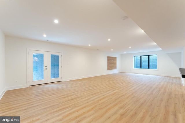 6908 SOUTHRIDGE DR, Mclean, VA 22101