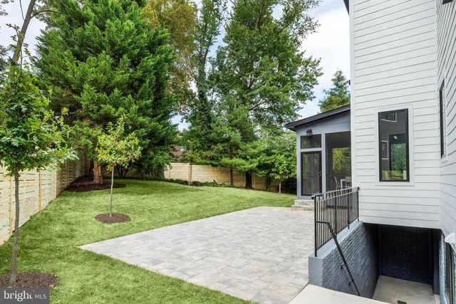 6908 SOUTHRIDGE DR, Mclean, VA 22101