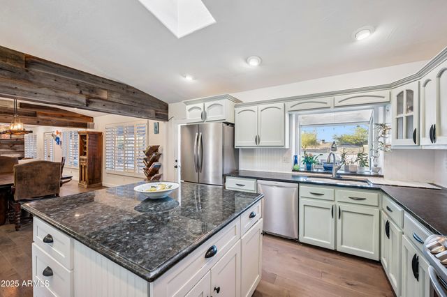 2032 E EUCLID Avenue, Phoenix, AZ 85042