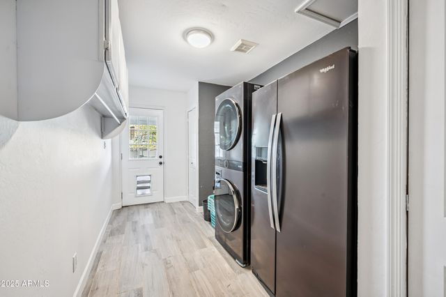 2032 E EUCLID Avenue, Phoenix, AZ 85042