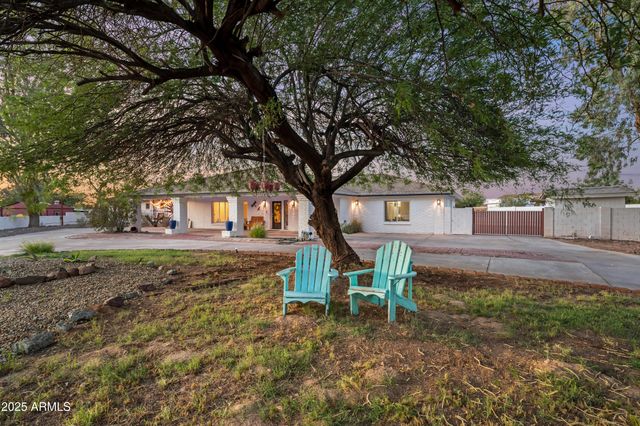 2032 E EUCLID Avenue, Phoenix, AZ 85042