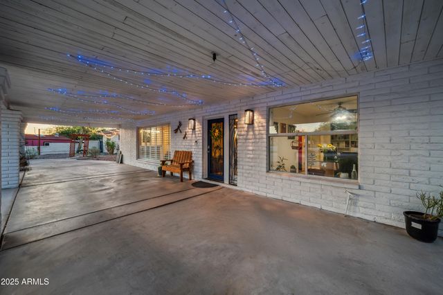 2032 E EUCLID Avenue, Phoenix, AZ 85042