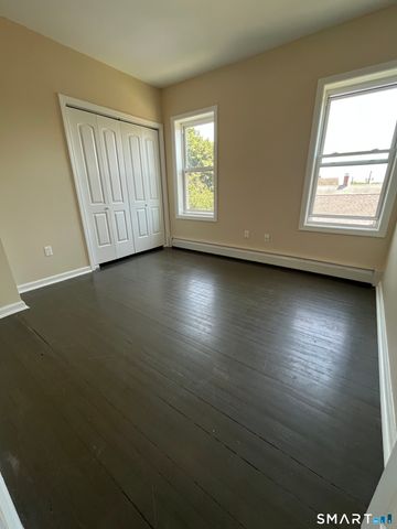 400 South Main Street 3S, New Britain, CT 06051