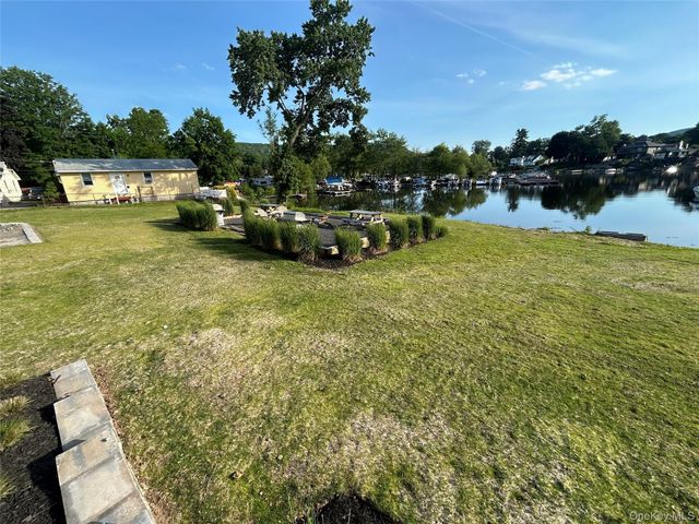 1169 Route 17A 6, Greenwood Lake, NY 10925