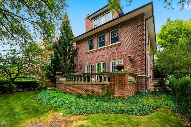 4900 S Kimbark Avenue, Chicago, IL 60615