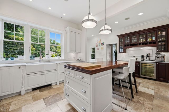 4900 S Kimbark Avenue, Chicago, IL 60615