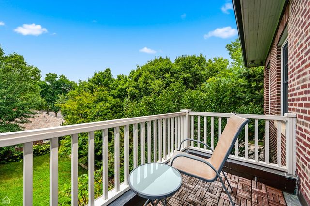 4900 S Kimbark Avenue, Chicago, IL 60615