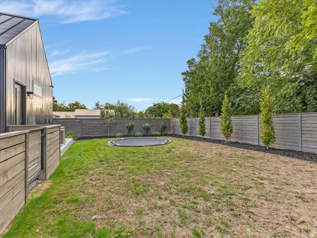 2215 E 3205 S, Millcreek, UT 84109