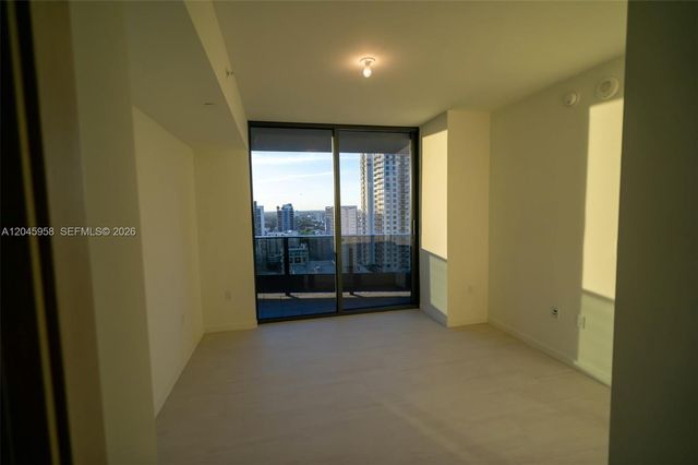 1000 Brickell Plaza 2506, Miami, FL 33131