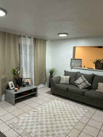 5733 Arrowhead Drive, El Paso, TX 79924