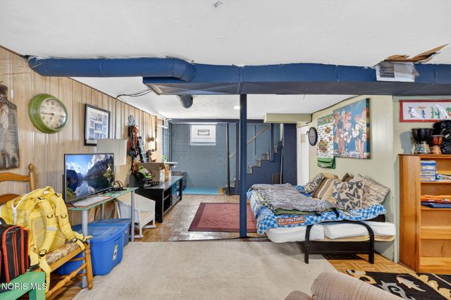 614 W John Street, Maumee, OH 43537