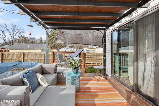 614 W John Street, Maumee, OH 43537