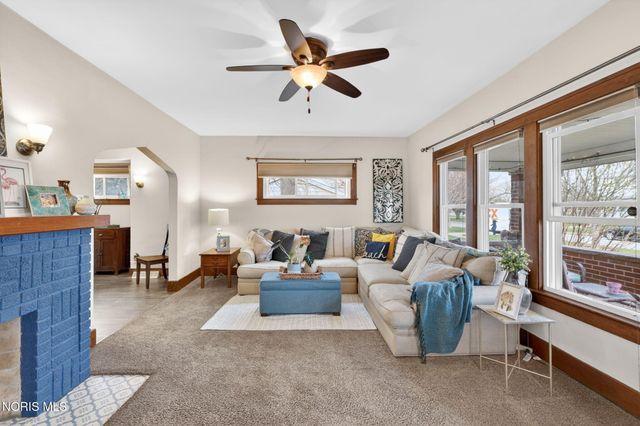 614 W John Street, Maumee, OH 43537