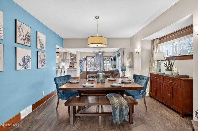 614 W John Street, Maumee, OH 43537