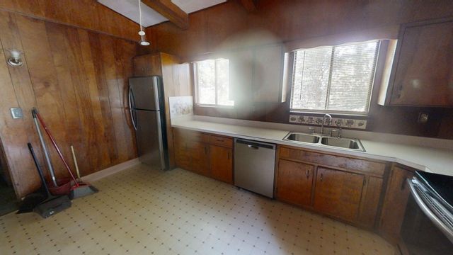 11 Gail Circle, Rossville, GA 30741