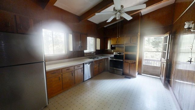 11 Gail Circle, Rossville, GA 30741