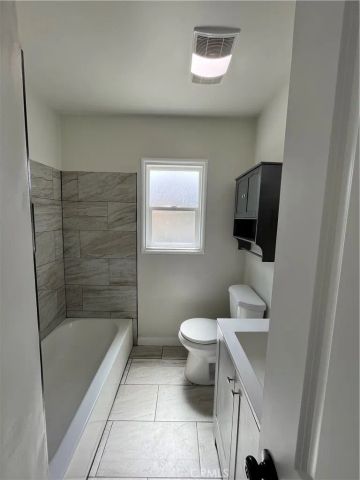6724 Wynne Avenue, Los Angeles, CA 91335