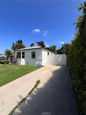 6724 Wynne Avenue, Los Angeles, CA 91335
