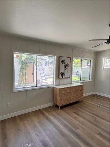 6724 Wynne Avenue, Los Angeles, CA 91335