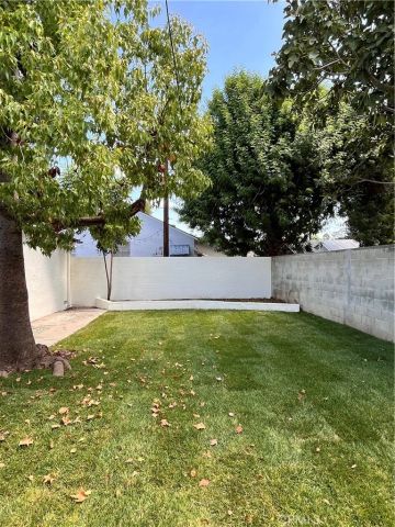 6724 Wynne Avenue, Los Angeles, CA 91335
