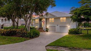 18110 Parkridge CT, Fort Myers, FL 33908