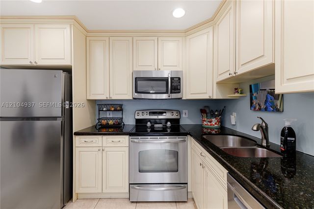 4108 NW 88th Ave 3, Coral Springs, FL 33065