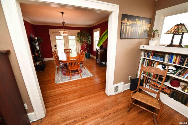 2226 W ROHMANN Avenue, West Peoria, IL 61604