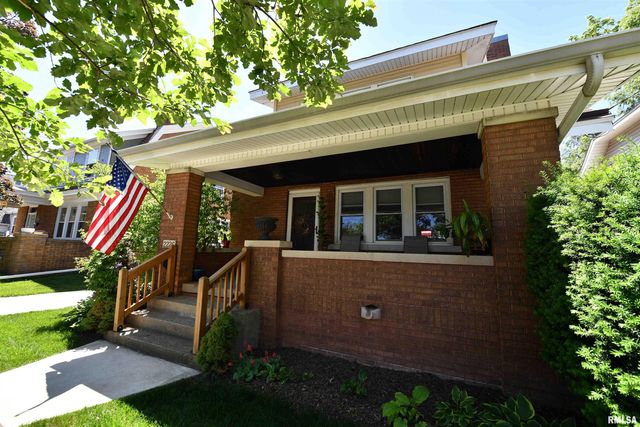 2226 W ROHMANN Avenue, West Peoria, IL 61604