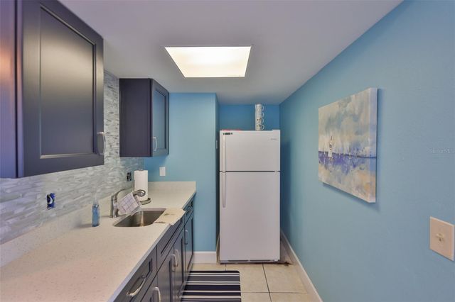1028 APOLLO BEACH BOULEVARD 8, Apollo Beach, FL 33572