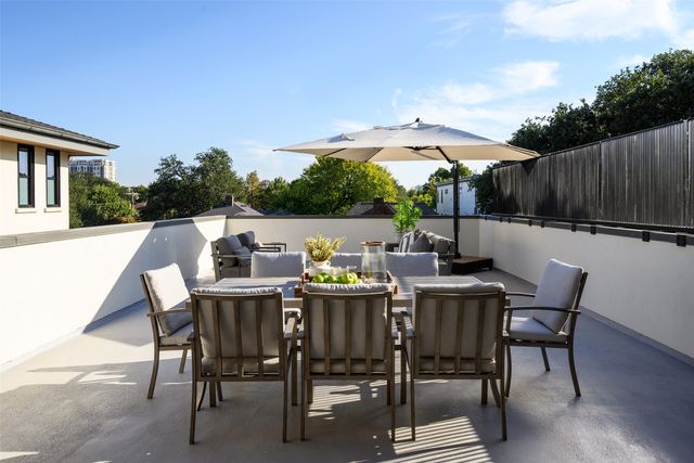 4049 Hawthorne Avenue, Dallas, TX 75219