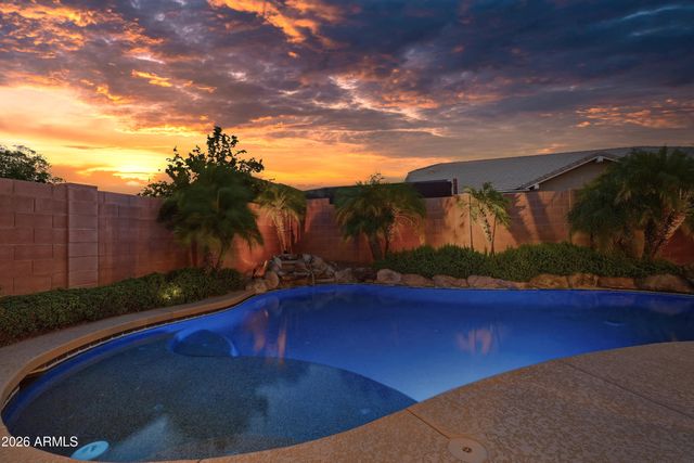 18358 W TASHA Drive, Surprise, AZ 85388