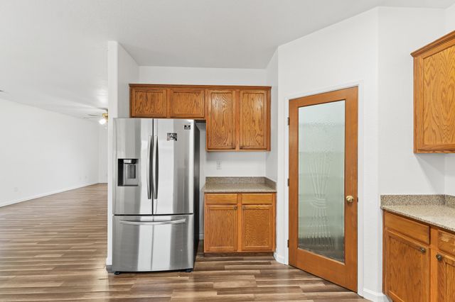 202 E Robin Avenue, Visalia, CA 93291