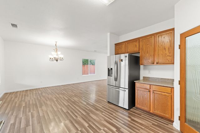 202 E Robin Avenue, Visalia, CA 93291