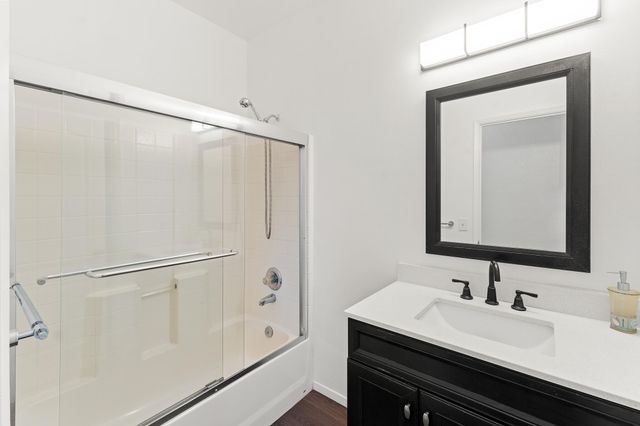 202 E Robin Avenue, Visalia, CA 93291