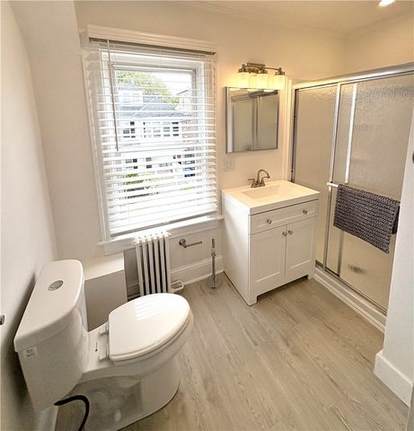 11 Russell Avenue 2, Newport, RI 02840