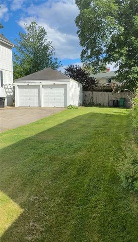 11 Russell Avenue 2, Newport, RI 02840