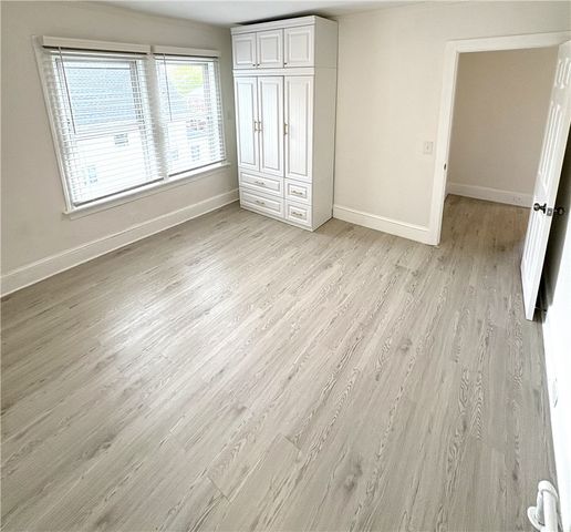 11 Russell Avenue 2, Newport, RI 02840