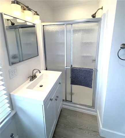 11 Russell Avenue 2, Newport, RI 02840