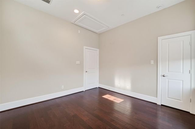 816 Yale Street C, Houston, TX 77007