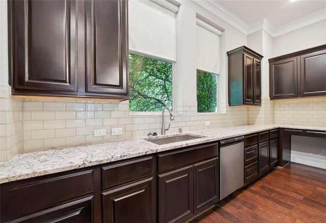 816 Yale Street C, Houston, TX 77007