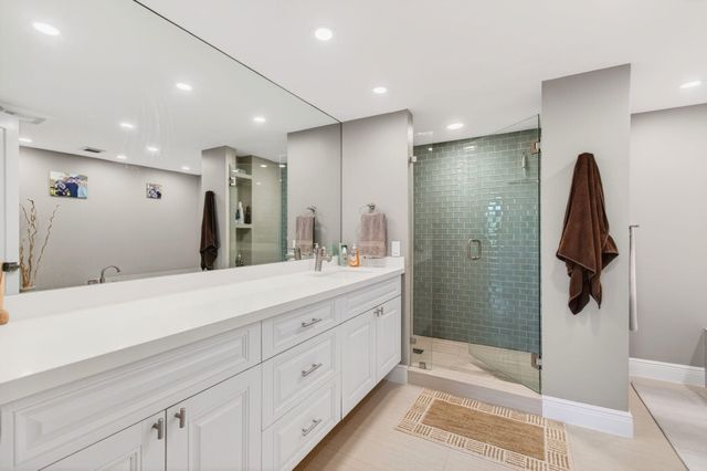 2001 N Ocean Boulevard 305, Boca Raton, FL 33431