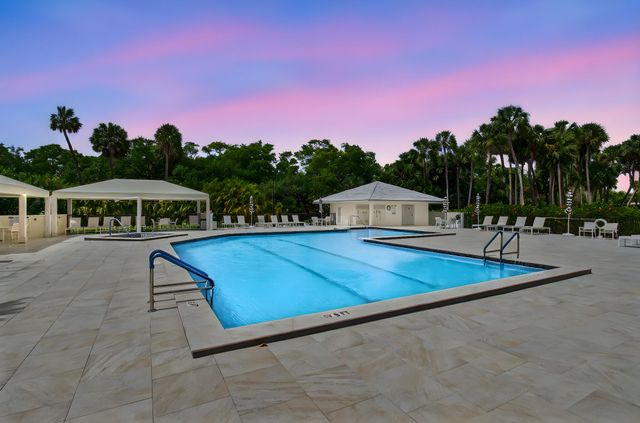 2001 N Ocean Boulevard 305, Boca Raton, FL 33431