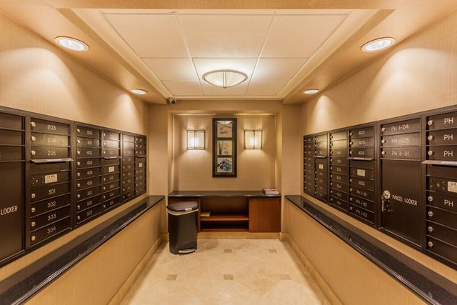 2001 N Ocean Boulevard 305, Boca Raton, FL 33431