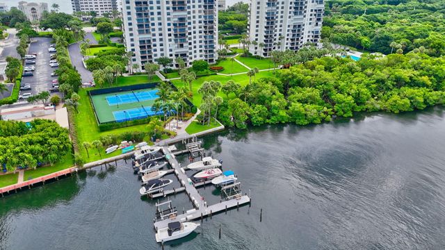 2001 N Ocean Boulevard 305, Boca Raton, FL 33431