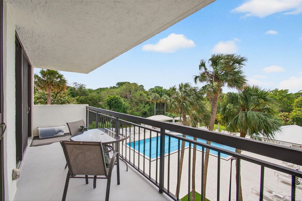 2001 N Ocean Boulevard 305, Boca Raton, FL 33431