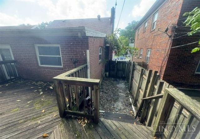 5204 Lillian Drive, Cincinnati, OH 45237