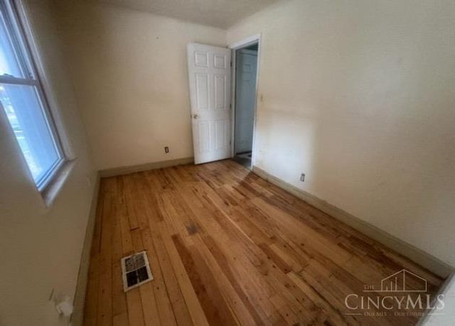 5204 Lillian Drive, Cincinnati, OH 45237