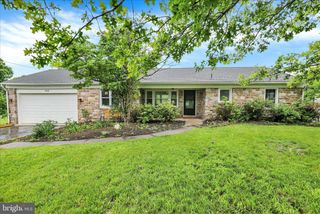 434 E MOYER RD, Pottstown, PA 19464