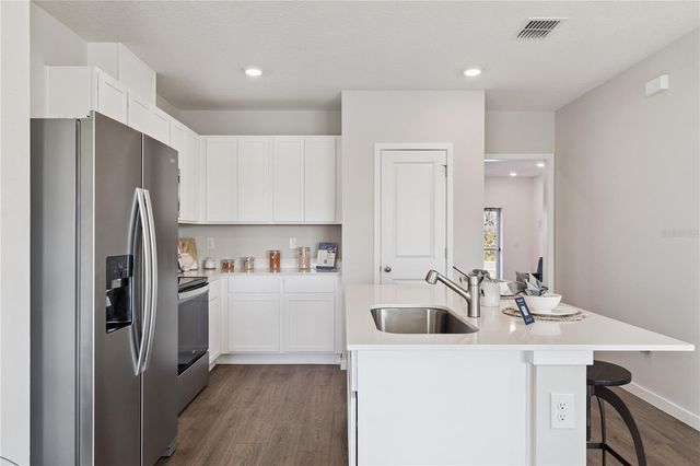 587 PRESTON COVE DRIVE, St Cloud, FL 34771